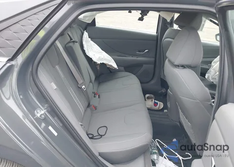 2024 Hyundai Elantra Sel z USA, uszkodzony, nr VIN KMHLS4DG4RU749052